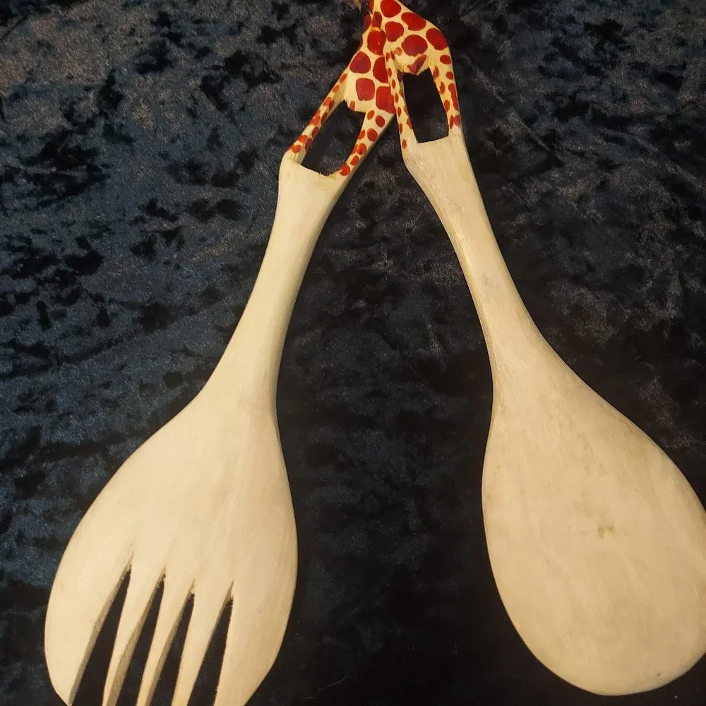 1Set Wooden Giraffe Carved Spoon and Fork set